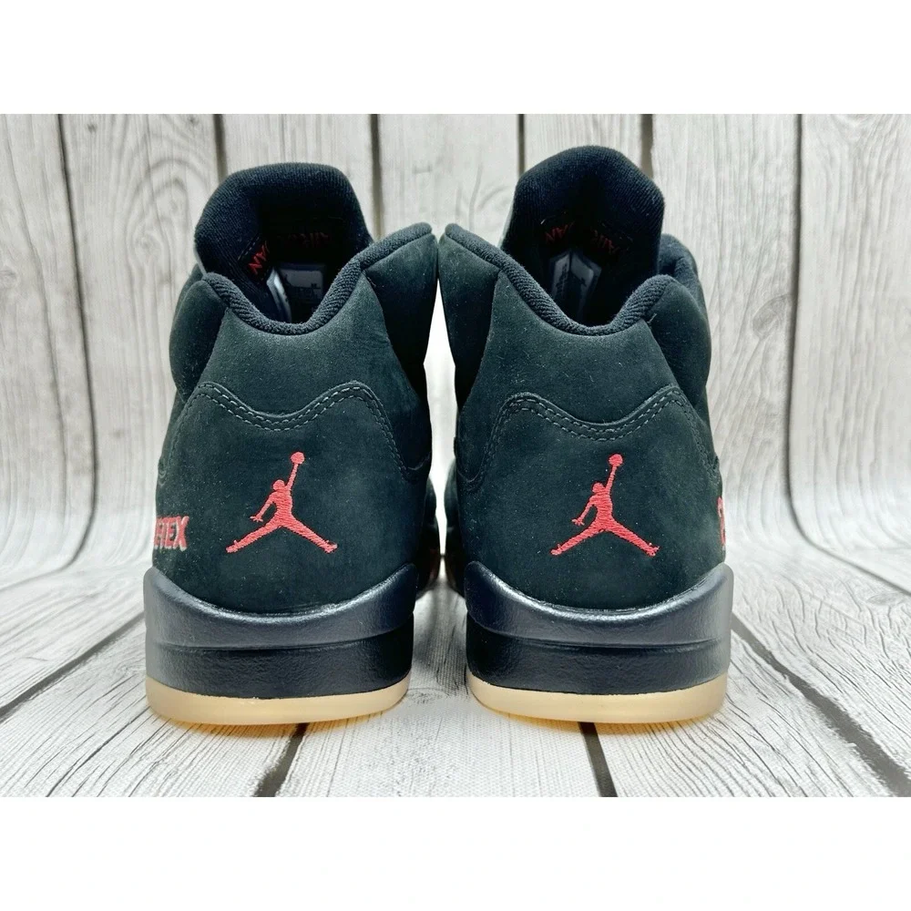 Nike Air Jordan Retro 5 GORE-TEX Off Noir Size 7.5 DR0092‑001